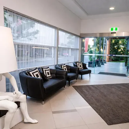 The Colmslie Hotel-2